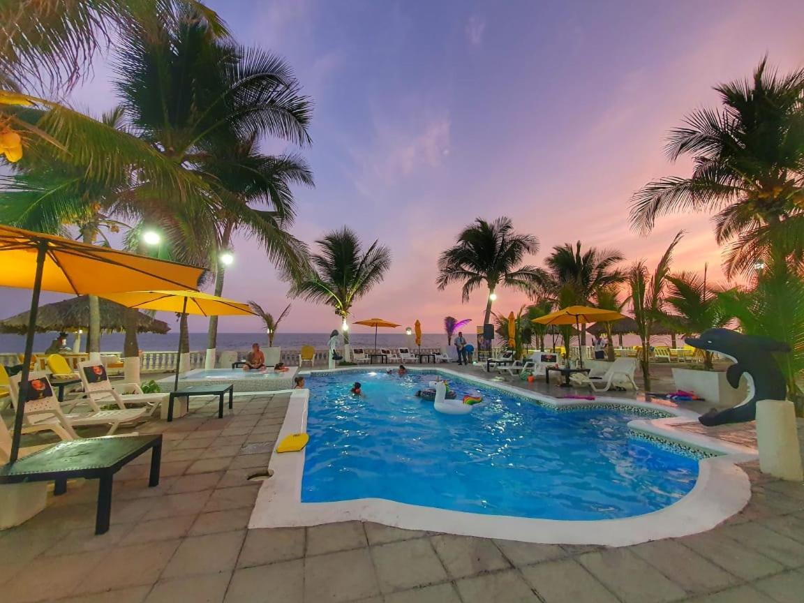 Hotel La Casona Beach El Guayabo Exterior photo